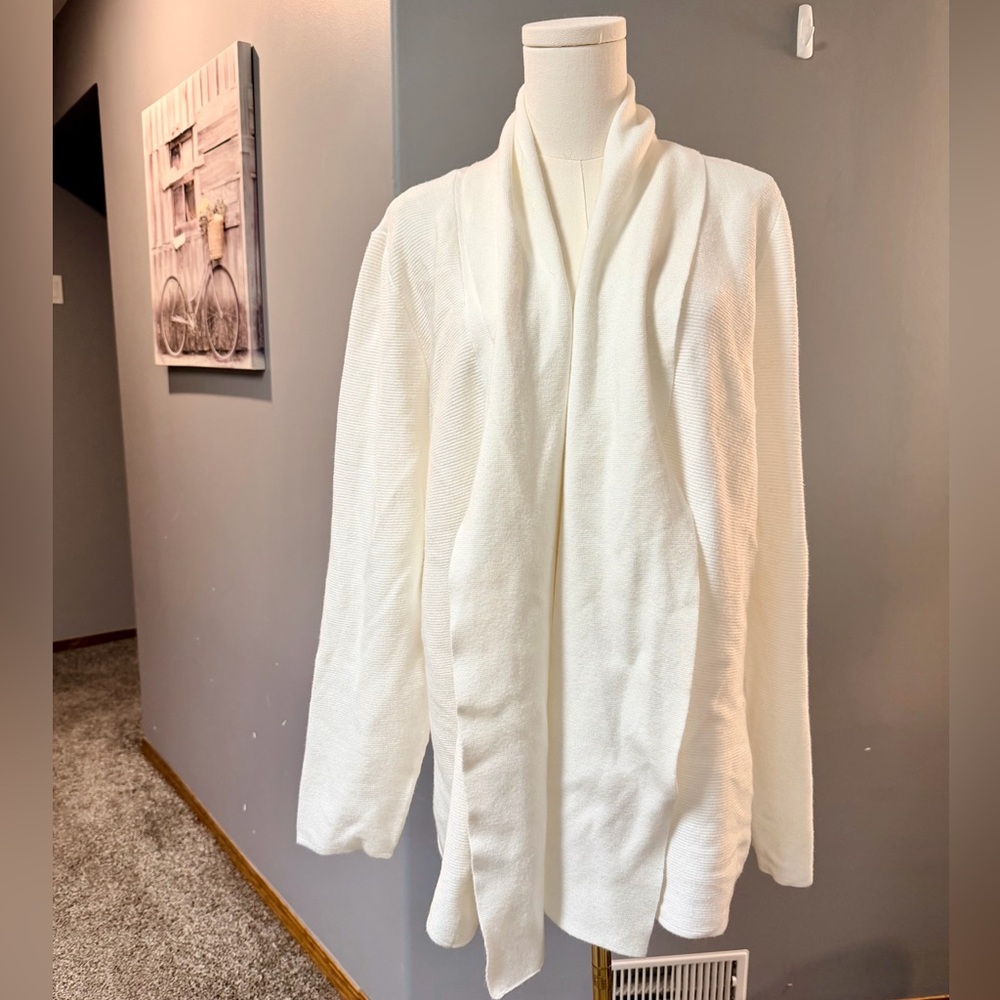 Cyrus White Open Front Cardigan | XL